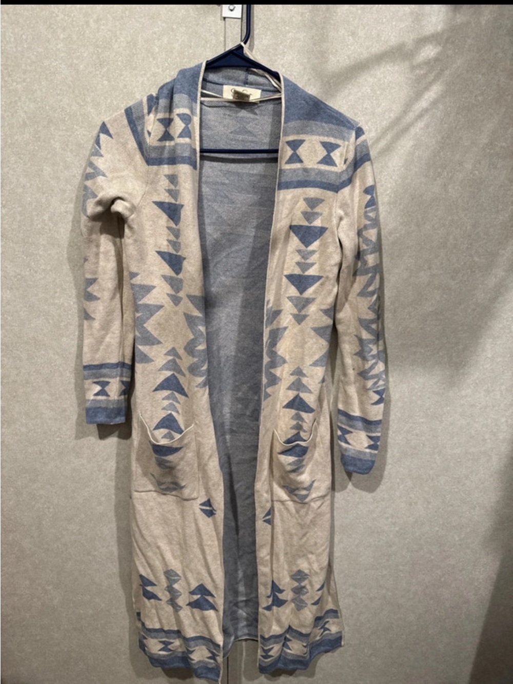 Jessica Simpson Blue & Cream Aztec-Pattern Long Open Cardigan